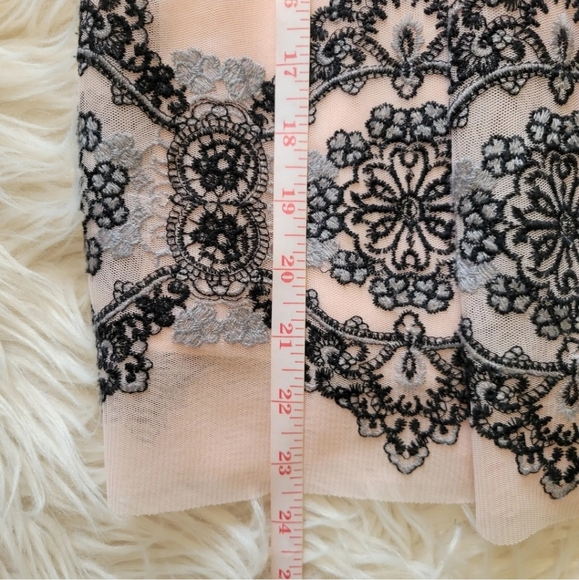 Bonnie Jean Dress Sz 16 Black Pink Overlay Sequin Tulle Holiday Sheer Sleeveless - Picture 9 of 9